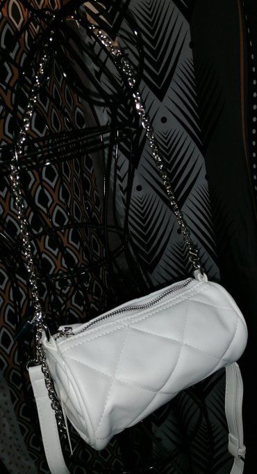 Petit sac polochon blanc matelassé