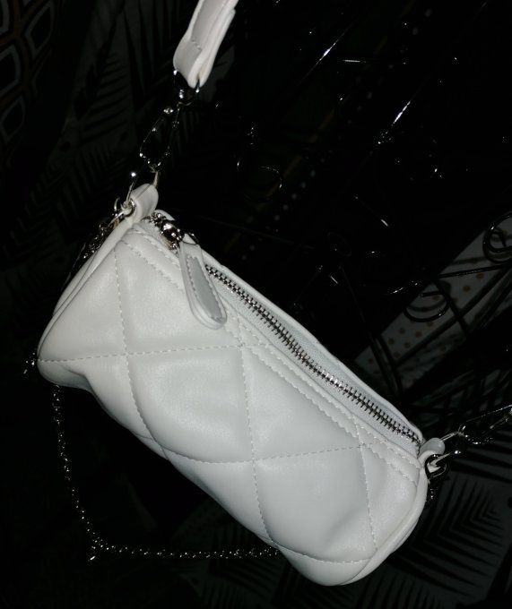 Petit sac polochon blanc matelassé