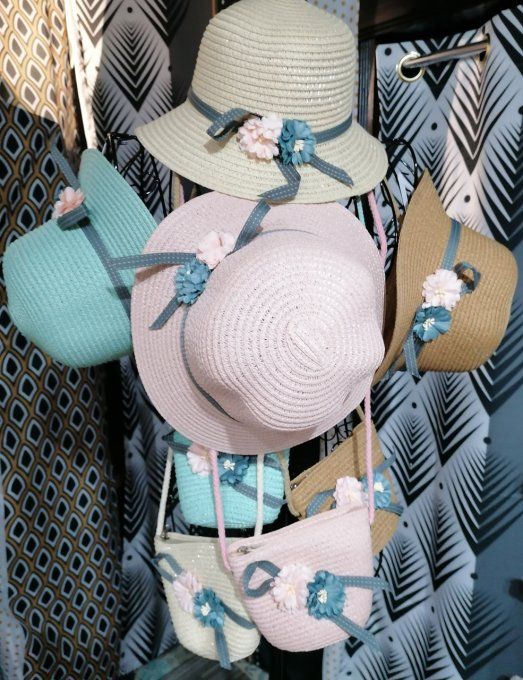 Ensemble chapeau et sac en paille (Mini Miss)