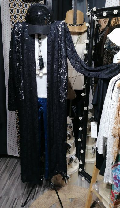 Trés long gilet "dentelle"